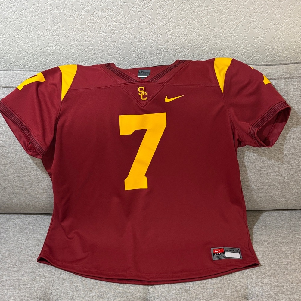 USC Trojans #7 women’s Nike Football Jersey